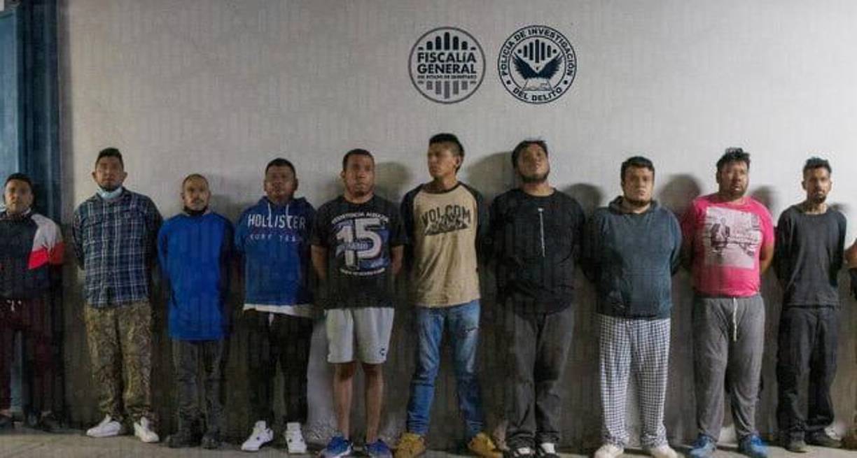 “En continuidad a las acciones de investigación por lo sucedido durante el partido Querétaro vs Atlas, se informa que se ha detenido a las primeras 10 personas del sexo masculino”, informó un comunicado de la fiscalía de Querétaro.