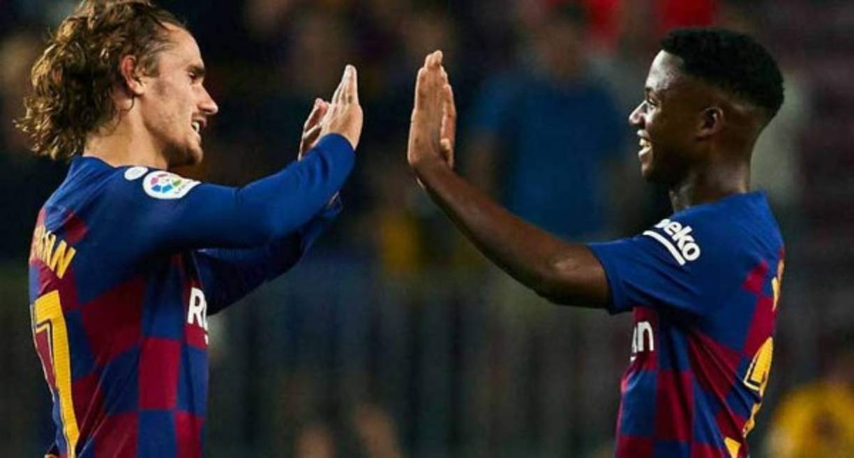 El niño de 16 años se dio el lujo de hacer dupla en el ataque con Griezmann.