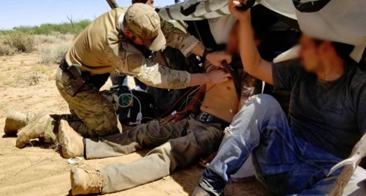 Las autoridades fronterizas se han visto obligadas a liberar a las familias inmigrantes por falta de cupo en los centros de detención.