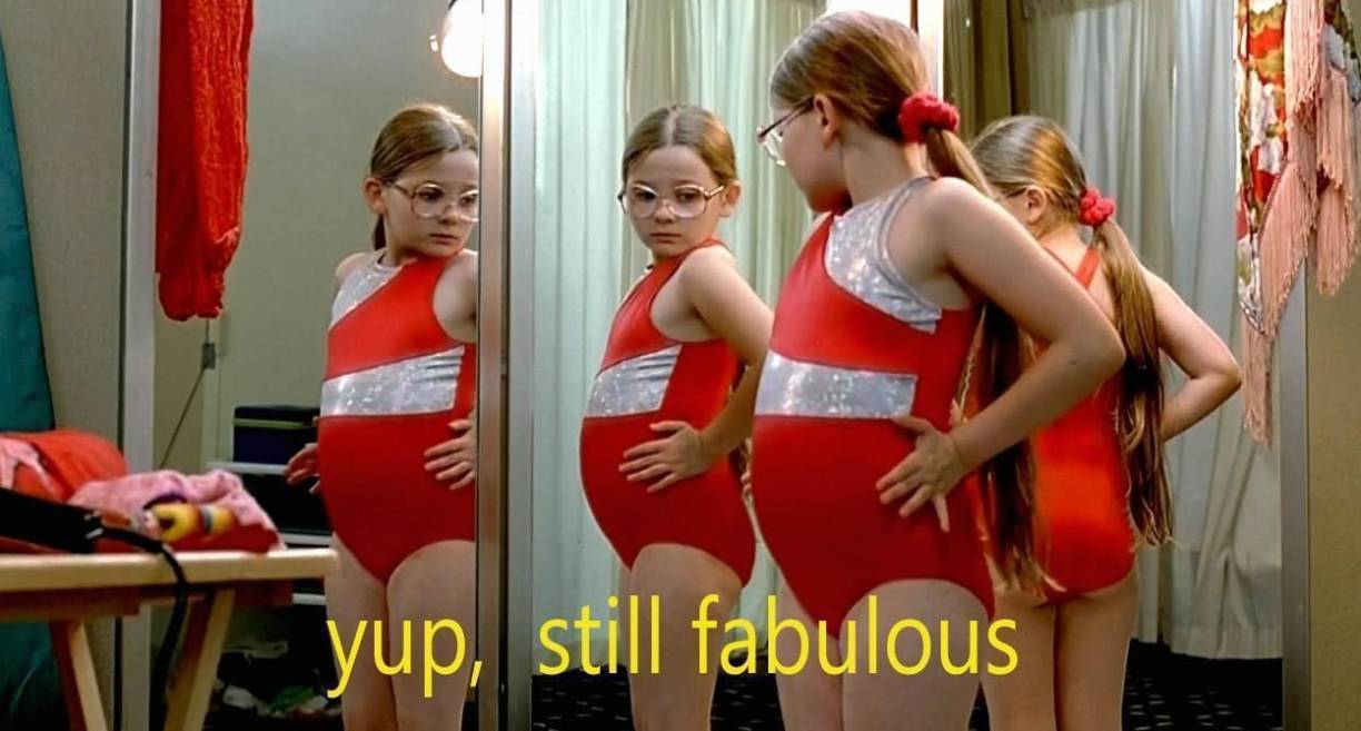 Con la industria encantada por su ternura y su talento, Breslin protagonizó Little Miss Sunshine (2006), papel que le ganó una nominación a los Premios Oscar en la categoría de mejor actriz de soporte, convirtiéndose en la cuarta actriz más joven jamás nominada en esta categoría. Ella tenía nueve años.