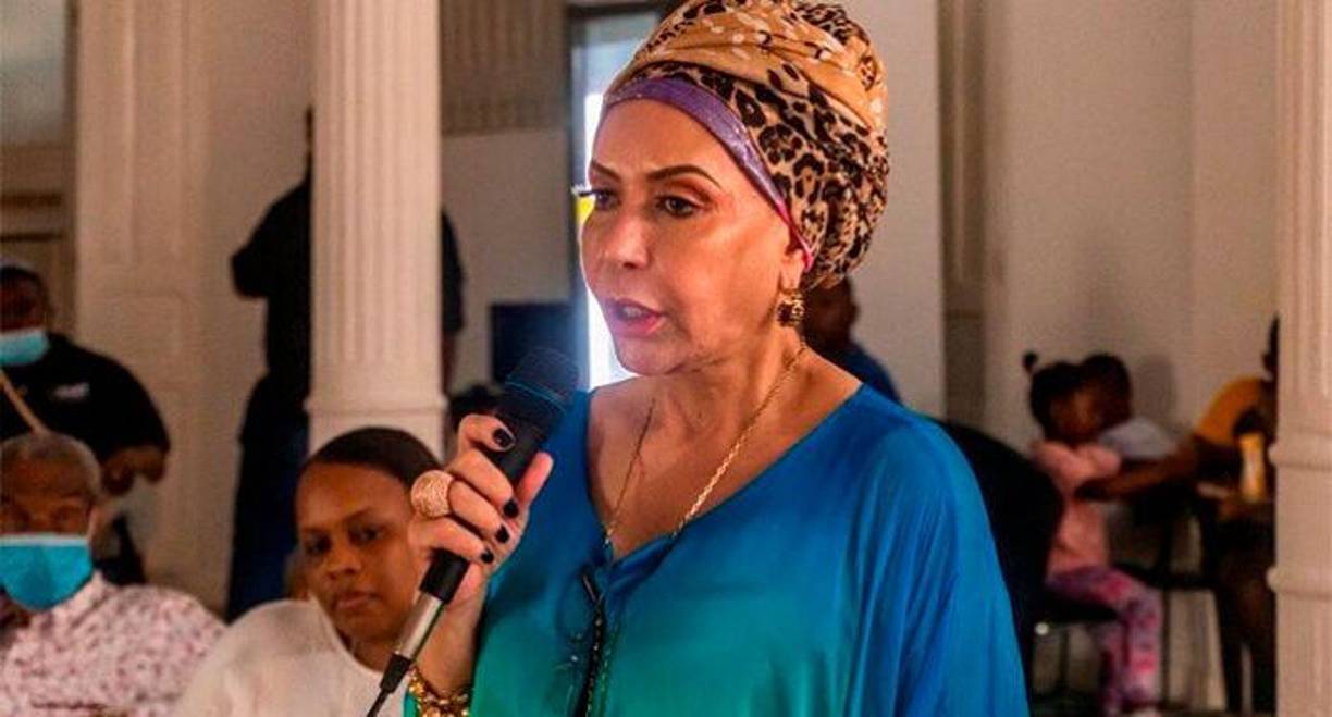 “Se presentaron unos abogados en representación de la señora Córdoba, sin embargo, no volvieron a aparecer con las supuestas pruebas del origen del dinero”, confirmó una fuente de la Fiscalía.