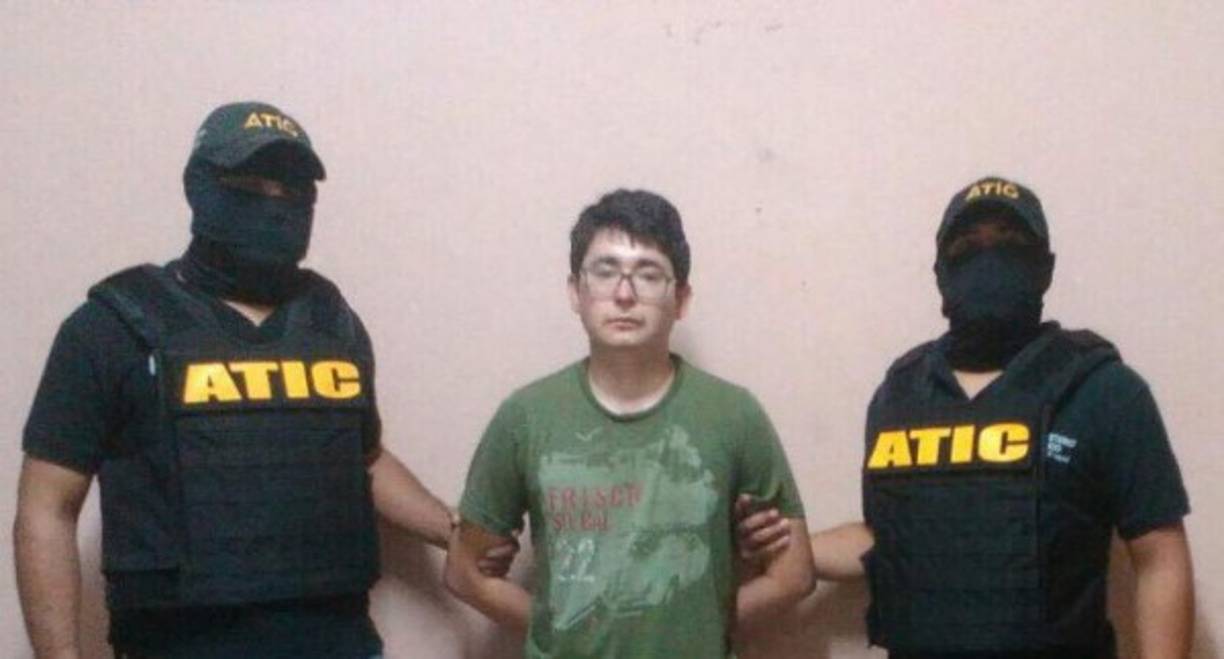 Fiscalía de la Niñez y la ATIC detuvieron a Rafael Villeda Sarmiento por actos de lujuria agravados en Tegucigalpa.