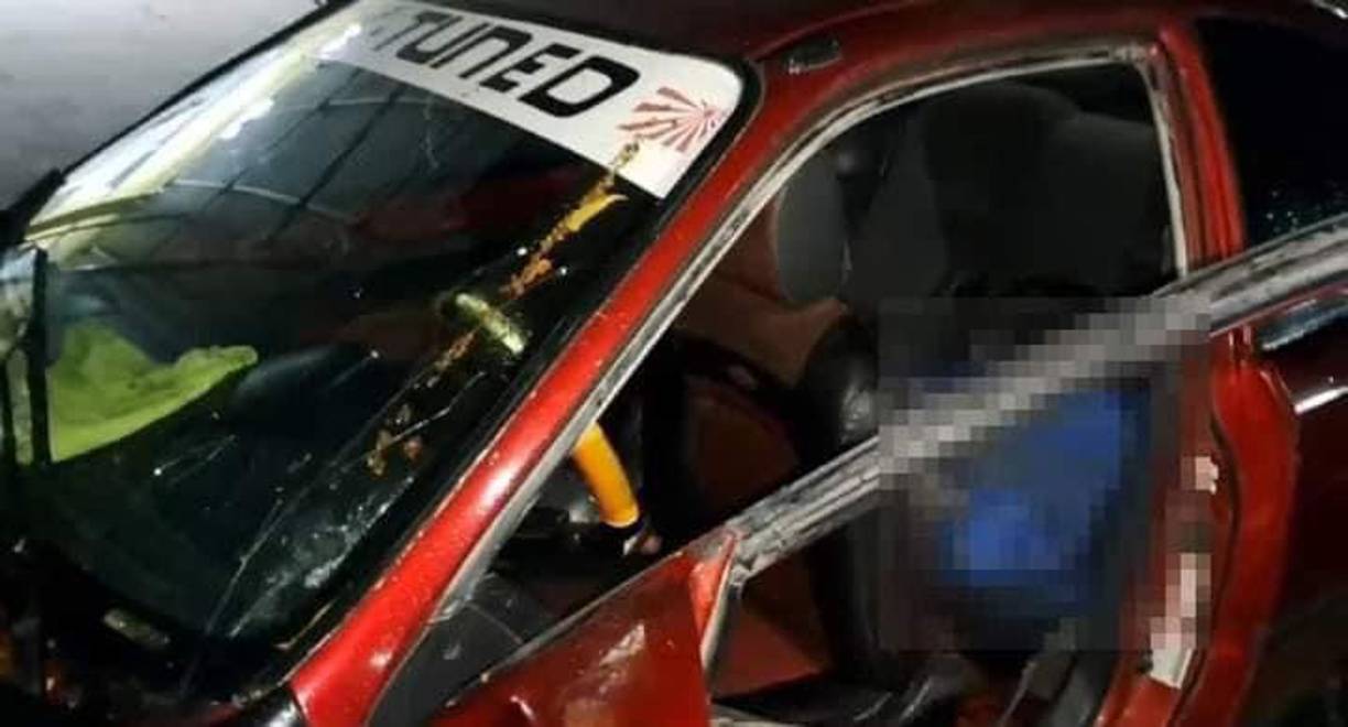Su cuerpo, que presentaba varias perforaciones de arma de fuego, quedó dentro del automotor. El joven murió casi al instante. 