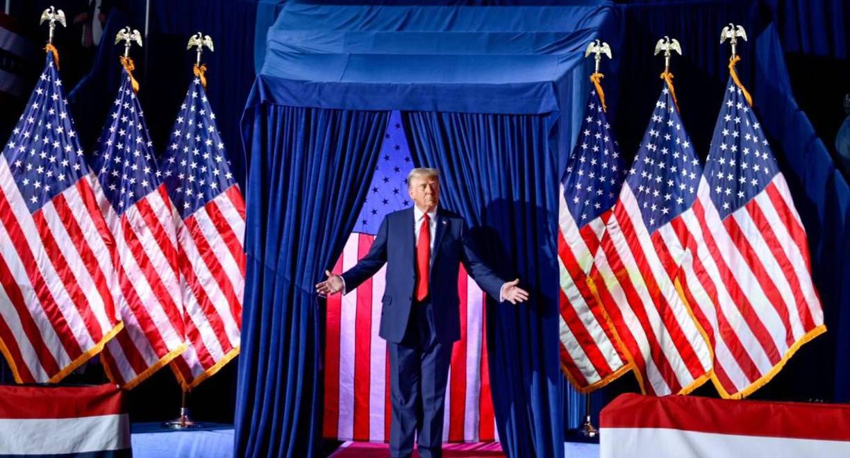 Según datos oficiales, el presidente Trump recibirá un salario anual de 400 mil dólares, lo que equivale a 33.333 dólares mensuales, además de una asignación de 50 mil dólares destinada a cubrir costos oficiales.