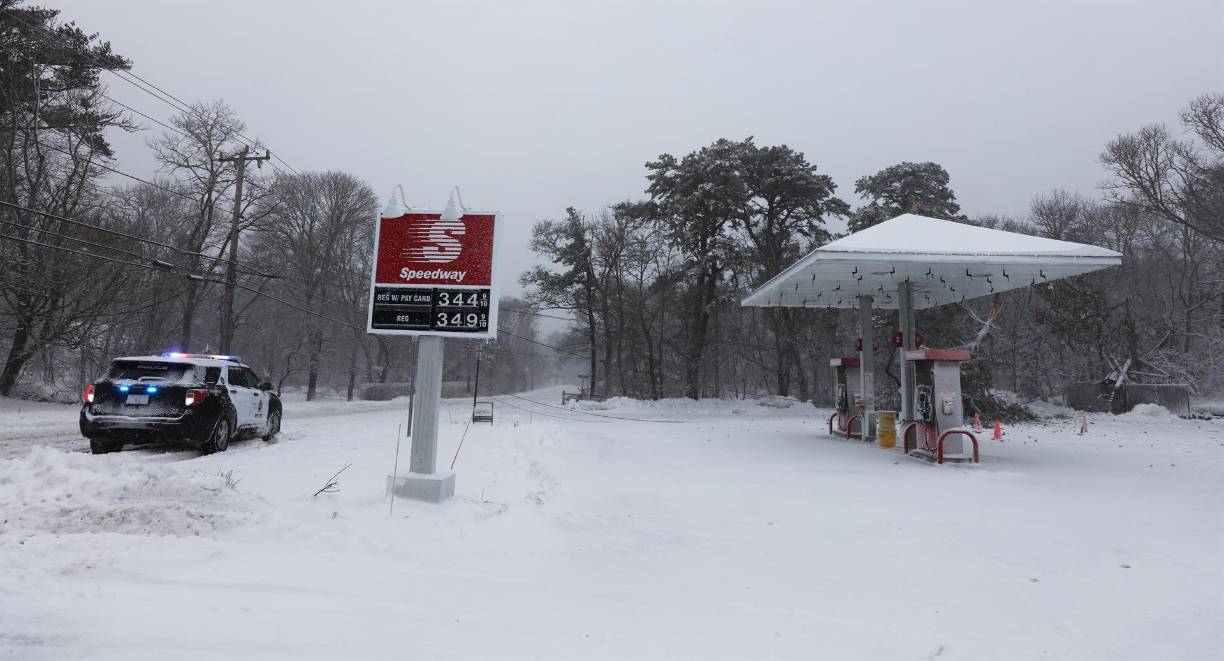La tormenta dejó en Boston una capa de 60 centímetros de nieve, que llegó a 72 en la población de Sharon.