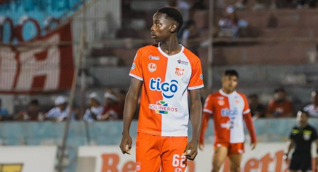 Jordin Ruiz (18 años / Atacante): Fue el jugador que cumplió con los minutos Sub 20 del Vida y los supo aprovechar. Jugó 6 partidos y marcó un gol.