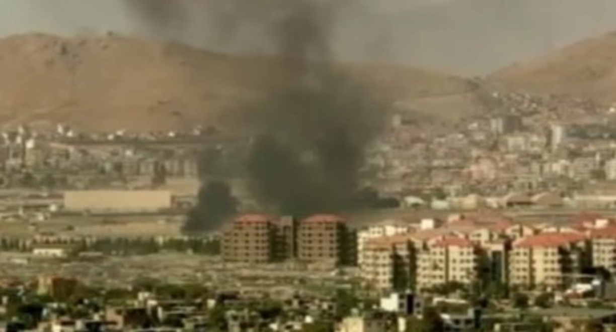 'Más de 30 pacientes han llegado hasta el momento a nuestro centro de cirugía de Kabul. Otros seis estaban ya muertos a su llegada', aseguró en Twitter la ONG italiana Emergency, que tiene un hospital en Kabul.