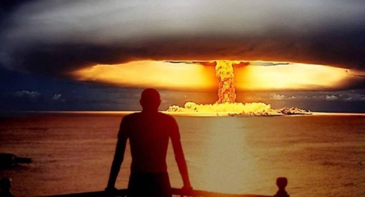 De acuerdo con varios exfuncionarios militares de EUA consultados por la revista Forbes, el calentamiento global puede aumentar los índices de la pobreza, la degradación ambiental, la inestabilidad política y las tensiones sociales, así como crear condiciones favorables para actividades terroristas y otras formas de violencia.