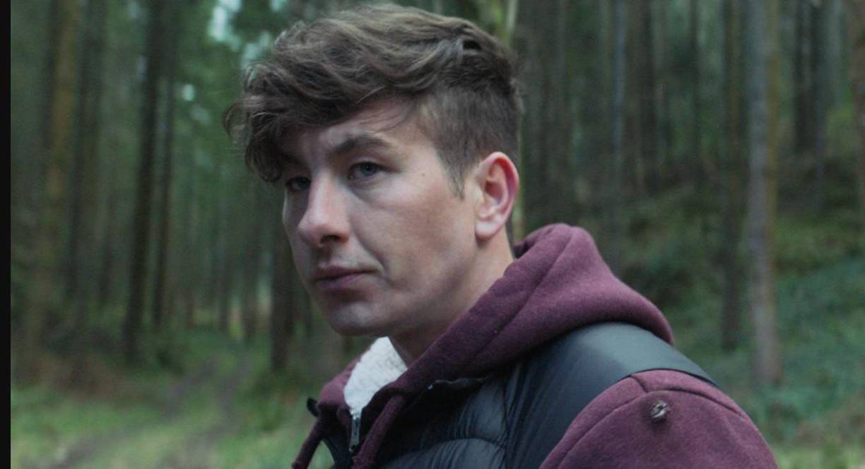 También es conocido por sus papeles televisivos en la miniserie de HBO “Chernobyl” (2019), así como en la tercera y última temporada del reinicio de Netflix de “Top Boy” (2023). Keoghan es embajador de Dior y Barretstown, un campamento sin fines de lucro para niños con cáncer y otras enfermedades graves.