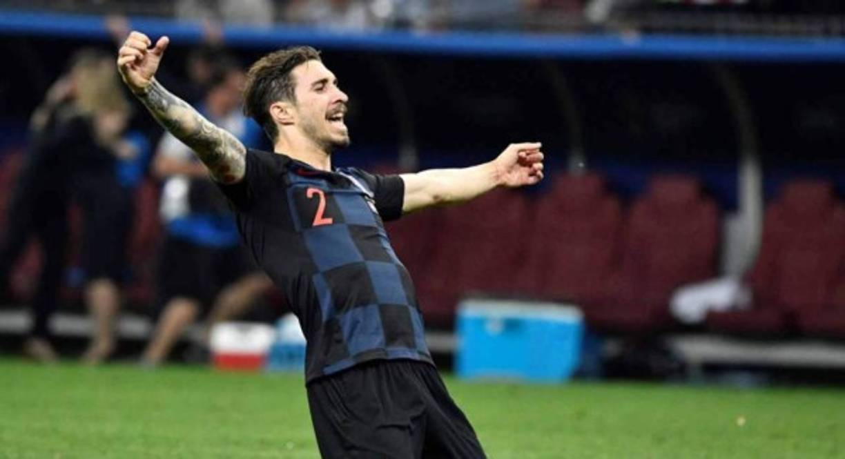 Sky Sports afirma que el Atlético de Madrid y el Inter de Milan han llegado a un acuerdo por Vrsaljko. El croata llegaría cedido por 6'5 millones de euros y otros 17'5 millones de opción de compra.