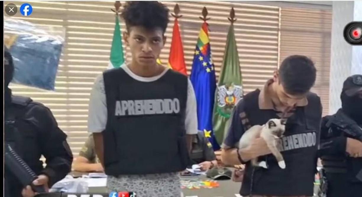 Dos extranjeros fueron enviados a la cárcel de Palmasola con detención preventiva, acusados por intento de homicidio, luego de propinarle puñaladas al conductor de un taxi.