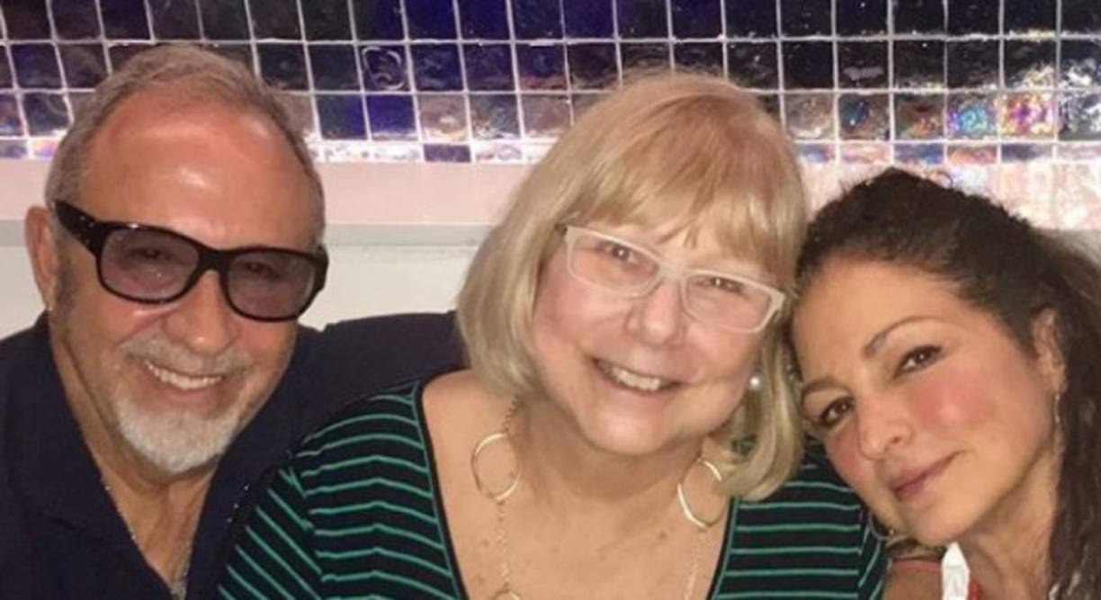 En 2015, Saralegui presentó el libro 'Pa’arriba y pa’lante' en donde confesó su adicción al alcohol. La cubana ha vencido todos sus demonios y hoy lleva una vida tranquila y muy familiar.