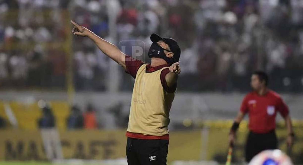 Pedro Troglio se marchó del Olimpia tras firmar contrato con el San Lorenzo de Argentina, el quinto club más grande de la Liga de Argentina.