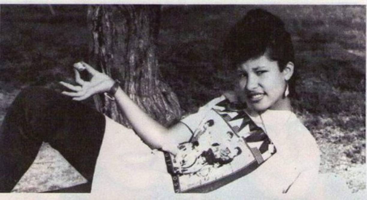 Selena Llegó a tener su propia cadena de tiendas, pero la carrera en ascenso se truncó cuando fue asesinada a tiros en 1995 por la presidenta de su club de fans.