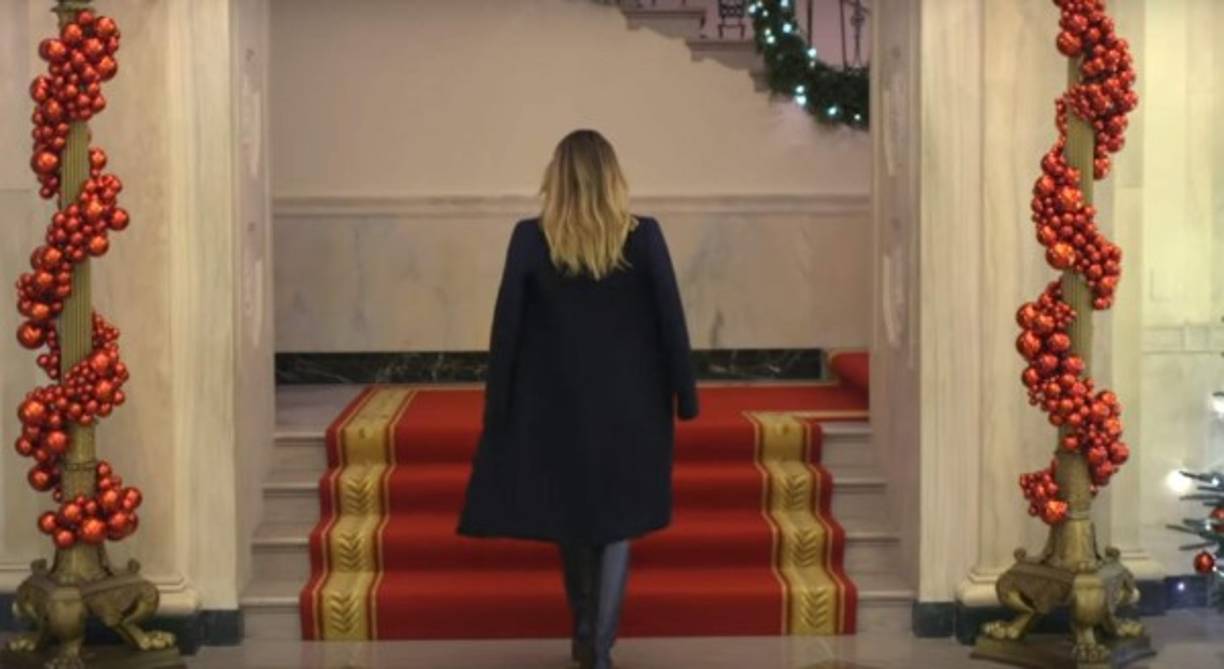 La casa presidencial de EEUU se llenó de vistosos y espectaculares adornos navideños.