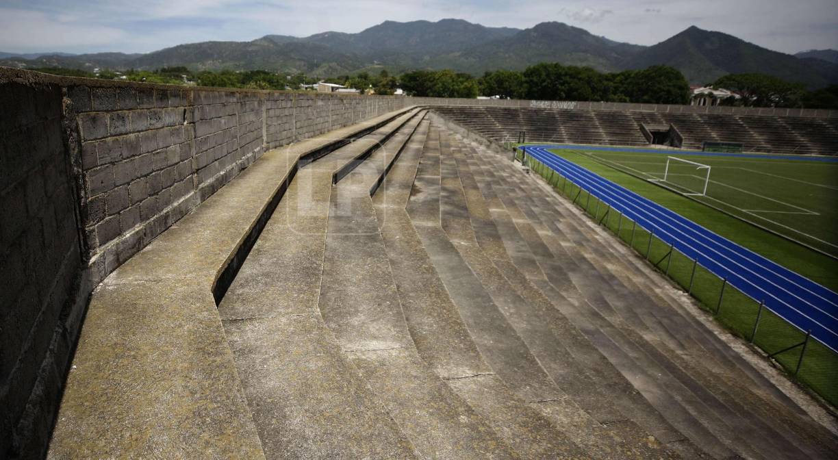 El estadio de la ciudad de La Paz fue construido en 1986, por el Gobierno del entonces presidente Roberto Suazo Córdova.