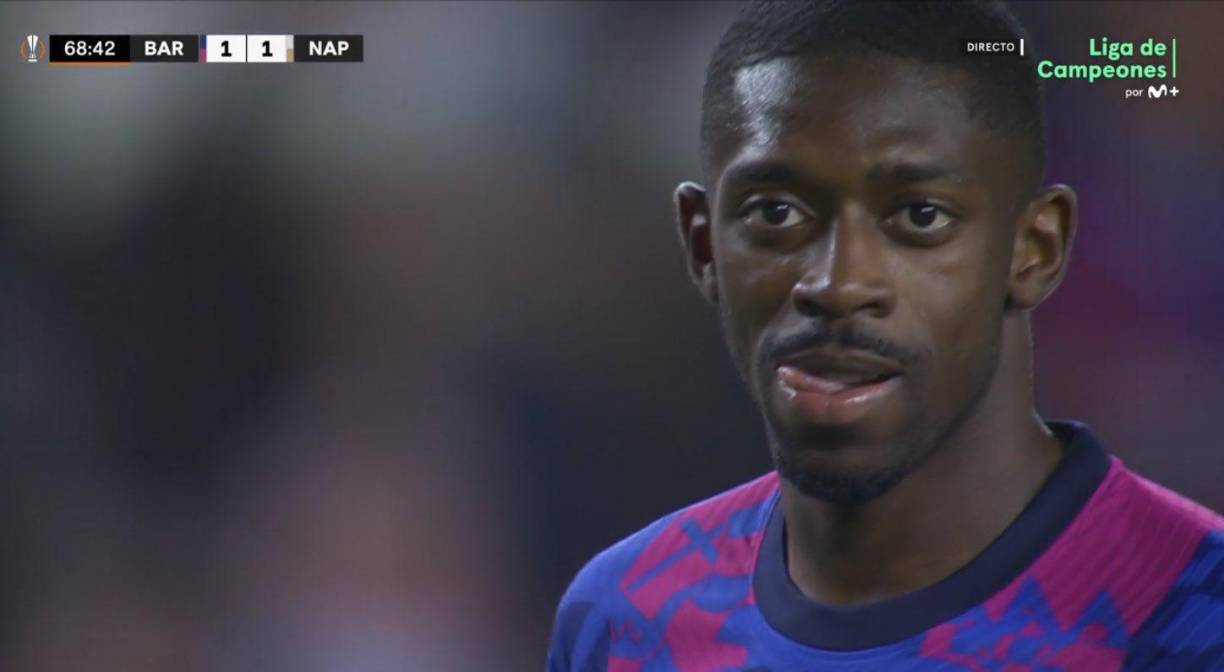 Ousmane Dembélé entró en el segundo tiempo y fue silbado por su afición en el Camp Nou. Así recibió los pitos el jugador francés.