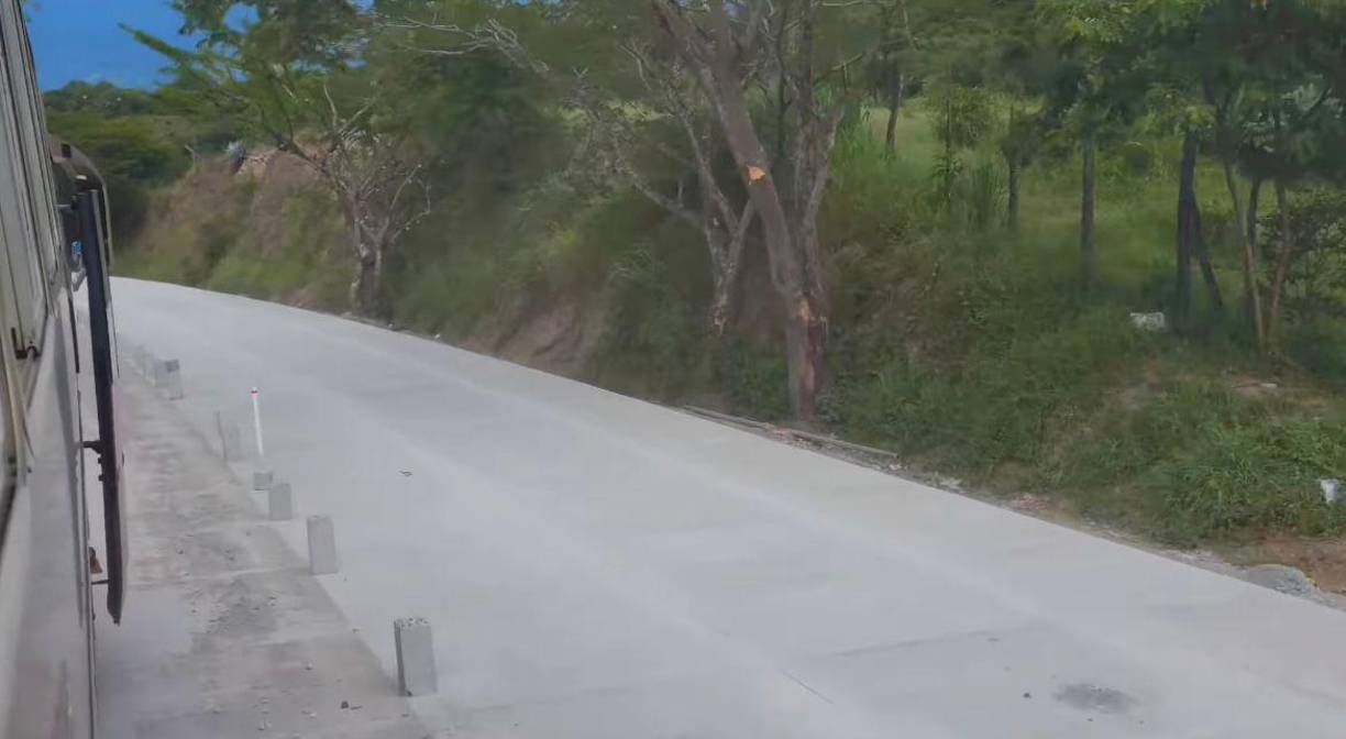 En el contrato, la obra fue licitada para realizarse en 19 meses, sin embargo, la empresa constructora lleva un avance muy importante. 