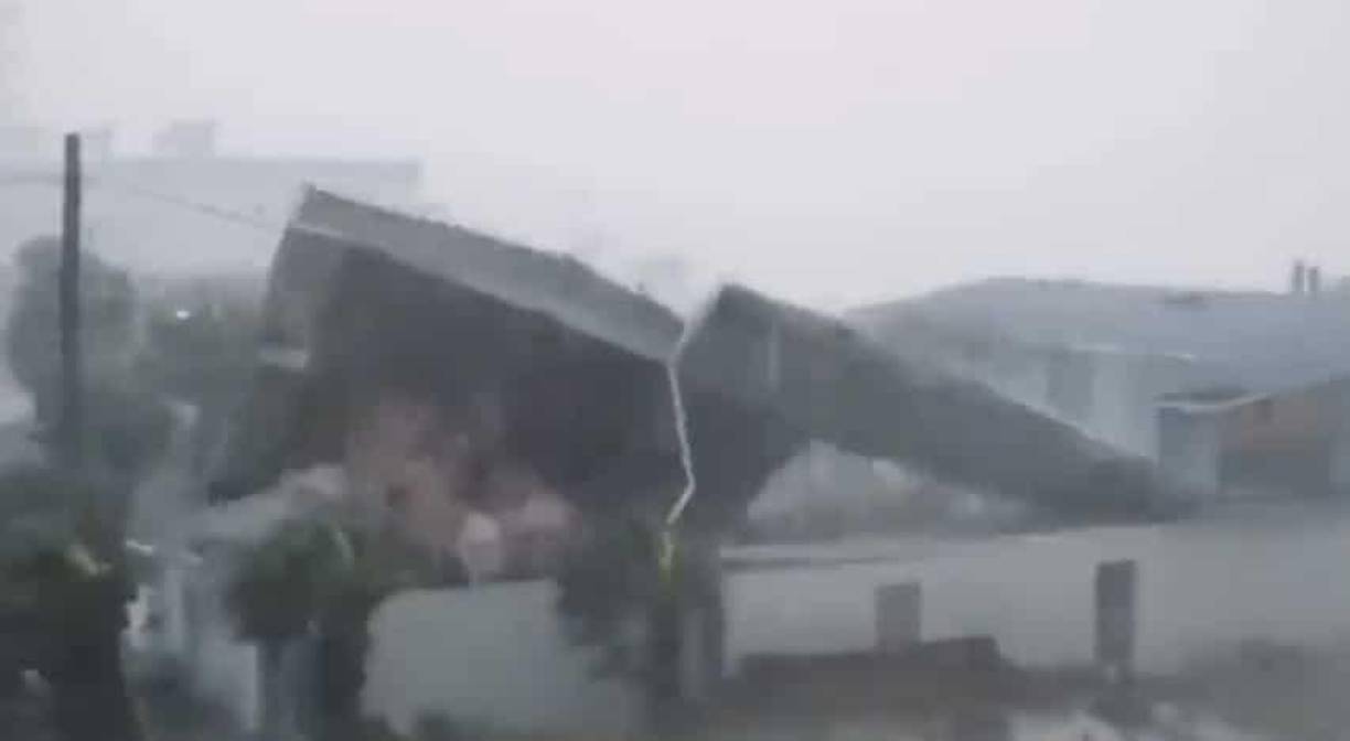 Ante ello, Defour exhortó a la población a que se mantenga en sus residencias y no caigan en la tentación de salir a la calle y violen el toque de queda impuesto por el Gobierno.