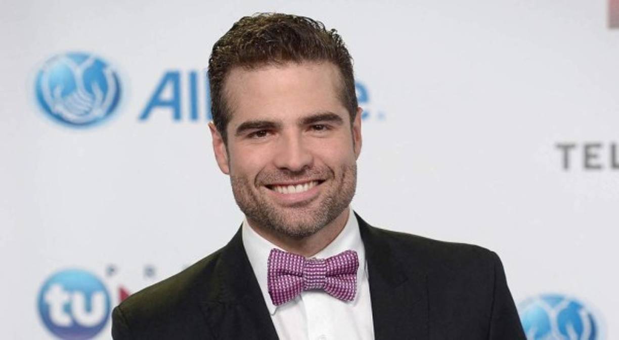 El famoso, quien participó en la serie “Sin senos sí hay paraíso” (continuación de la serie “Sin senos no hay paraíso”), compartió un video en su cuenta de Instagram en el que dio detalles de su vida íntima.