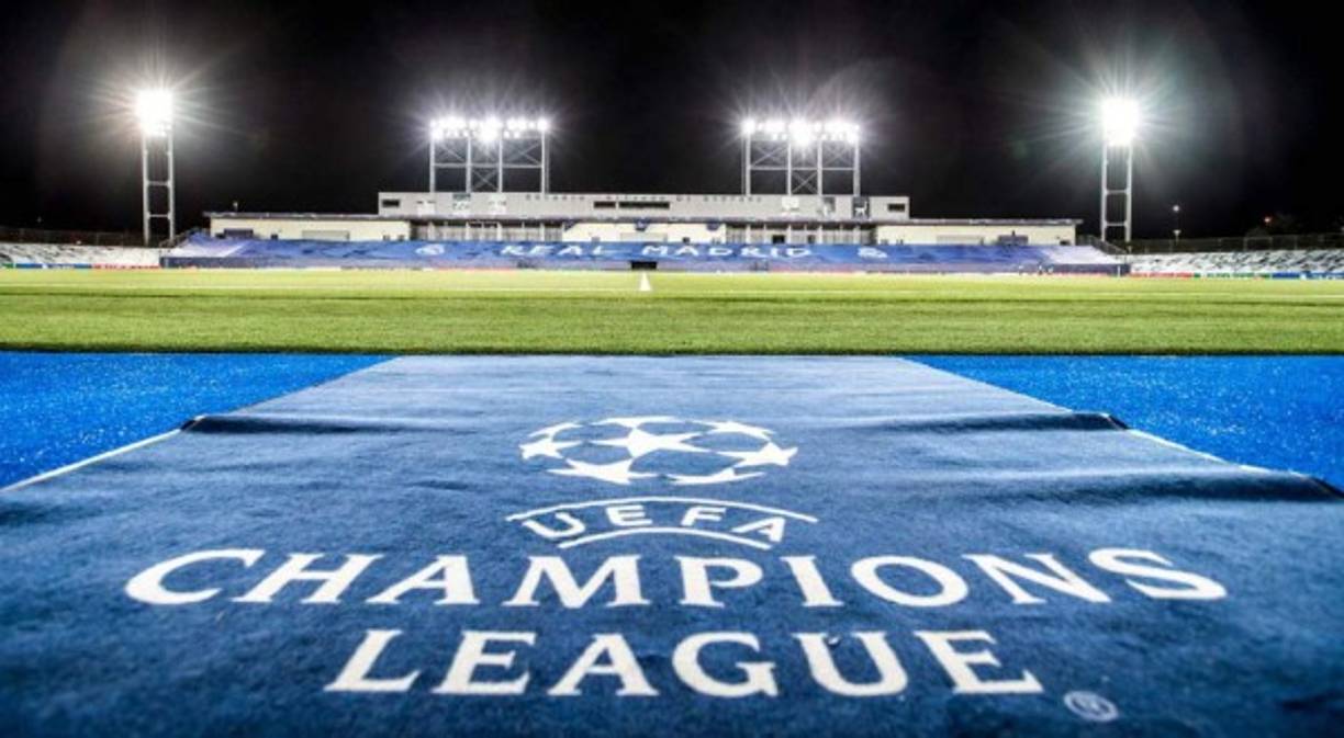 Real Madrid necesitará dinero si quiere hacerse de ambos elementos y tendrá que también reducir la nómina del club. El diario Marca de esta manera informa los jugadores que planea vender el cuadro blanco para fichar a Mbappé y Haaland. Foto Facebook Real Madrid.