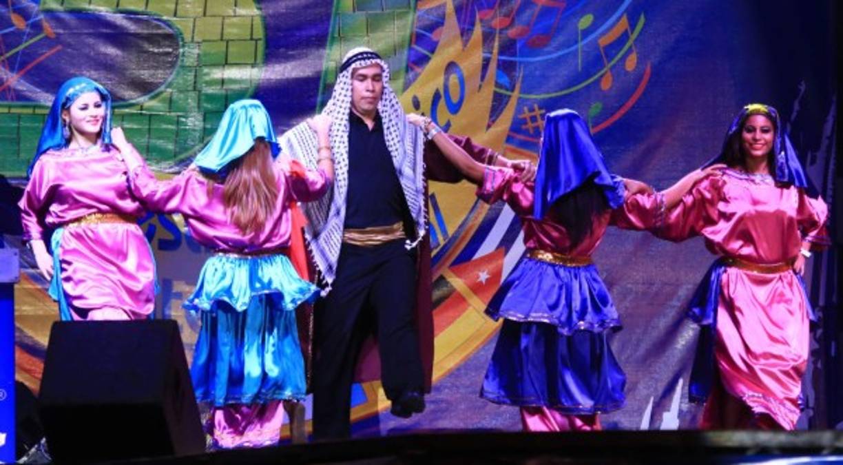 En Palestina hubo puro orgullo, hasta la danza del vientre estuvo presente en esta gran actividad.