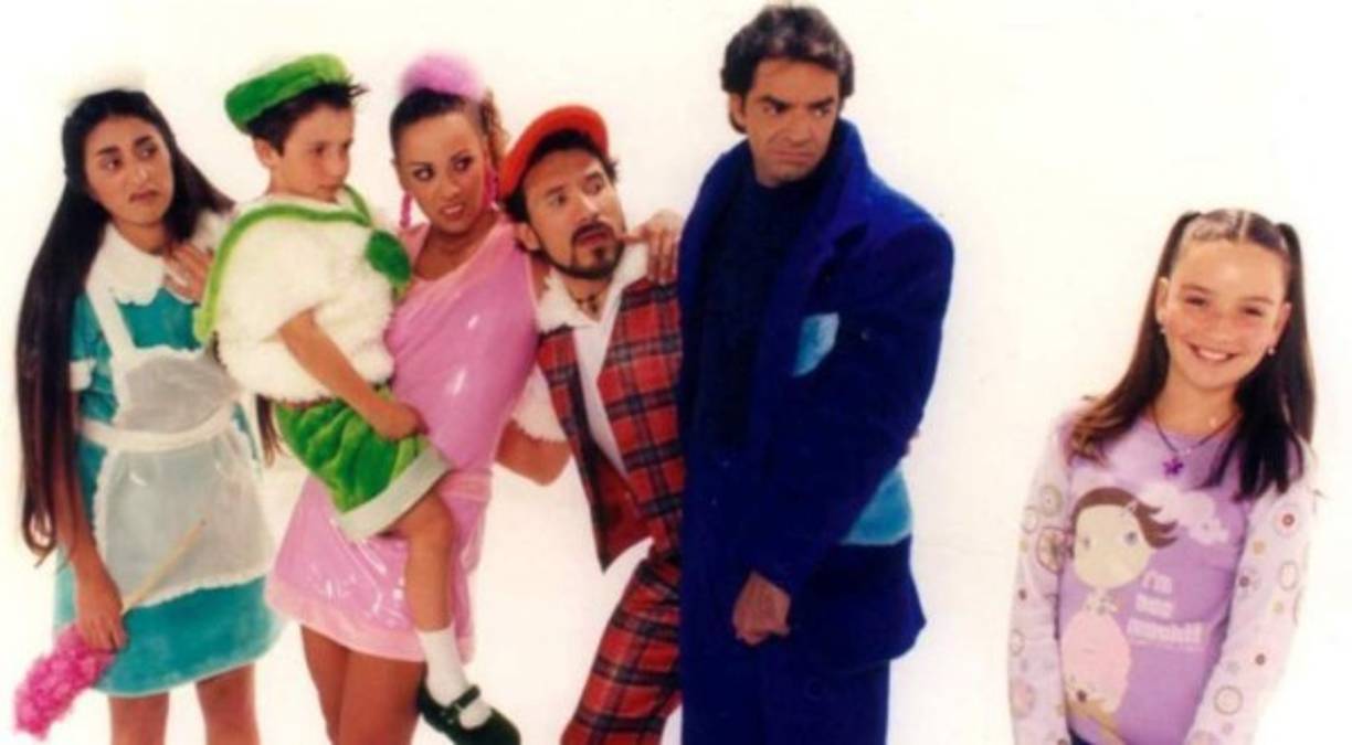 Varios portales de espectáculos recogieron las declaraciones de Regina Blandón, quién explicó que ella no era la actriz que se iba a quedar con el papel de 'Bibi'.