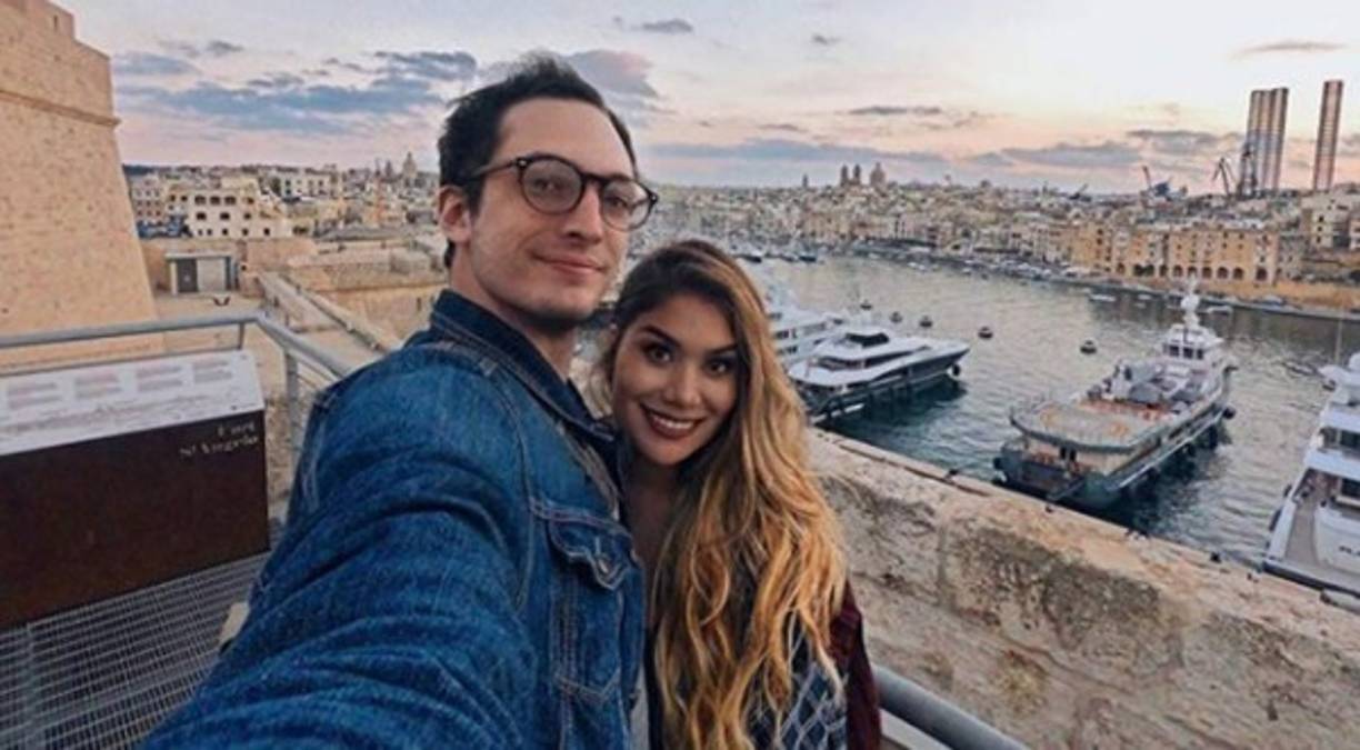 Jaanai Romero es la segunda hija del famoso cantante de música cristiana Jesús Adrián Romero. Jaanai es una de las 'mágicas princesas' del cantante de 'Dame tus ojos' y realmente vive una vida de cuento de hadas.<br/>