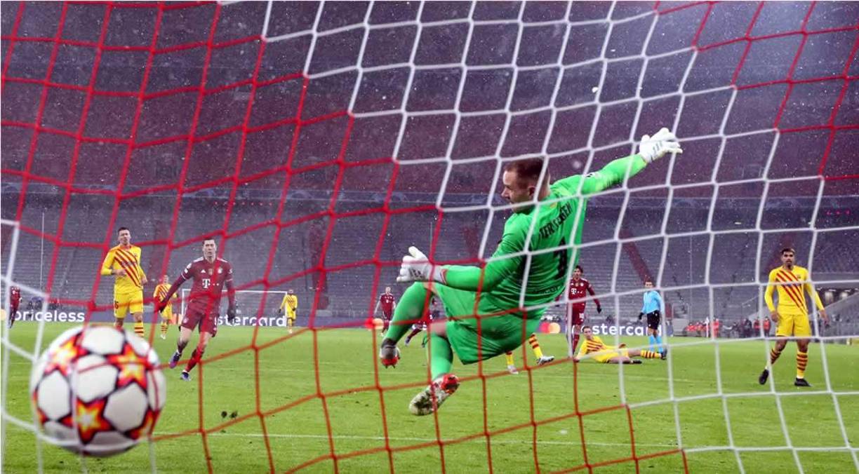 Marc-André ter Stegen se comió el zurdazo de Leroy Sané y fue muy criticado.