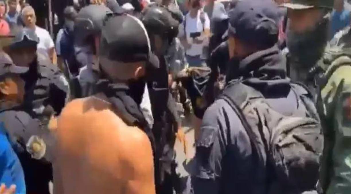 Un video dio cuenta del momento en que la menor fue levantada por José Ricardo Amado Gaytán, quien la subió a un taxi en la tarde del miércoles 27 de marzo. 