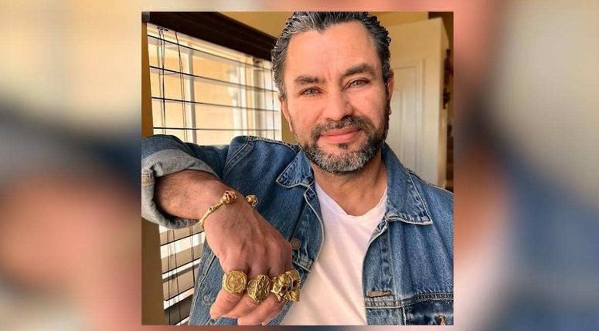  Según Bárbara Jiménez, madre de Marbella, de 25 años, la agente vivía con su padre, Héctor Martínez-Ayala, de 54 años, en Tooele. Jiménez dijo que Marbella tuvo un desacuerdo con su padre el 30 de julio, aunque Jiménez no estaba segura de qué se trataba. Al día siguiente, Marbella le dijo a su mamá que no se sentía bien y que iba a reportarse enferma al trabajo.