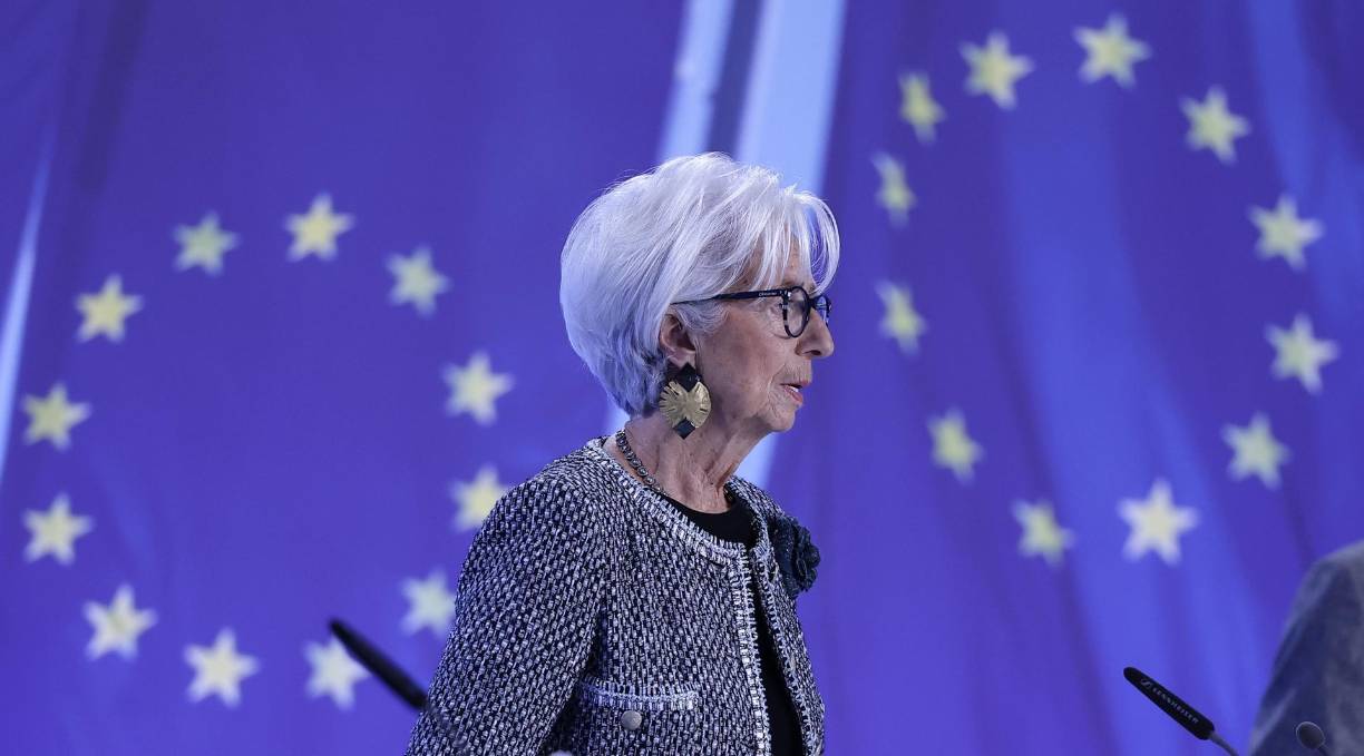 La presidenta del Banco Central Europeo (BCE), Christine Lagarde, se encuentra en la segunda posición. Esta ex ministra de Finanzas de Francia, se convirtió en la primera mujer en presidir el Fondo Monetario Internacional (FMI) en 2011 y ocupa su actual cargo desde 2019.