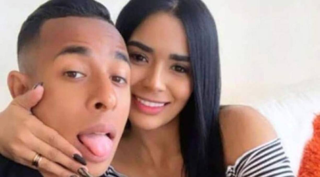 El diario Olé de Argentina tuvo acceso a la declaración de Daniela Cortés en el caso de supuesta violencia de género contra el futbolista. En las declaraciones, la mujer explica los maltratos de los que habría sido víctima.