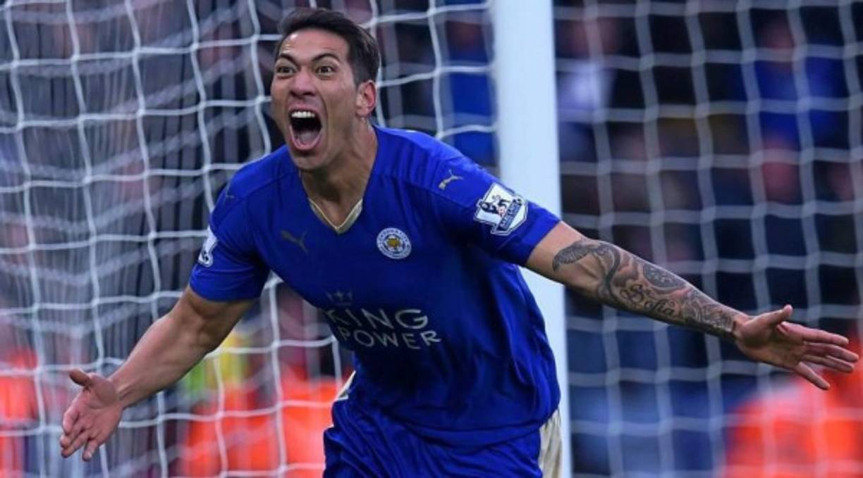 El atacante argentino Leonardo Ulloa vuelve a la Liga Española. El exLeicester City jugará con el Rayo Vallecano.