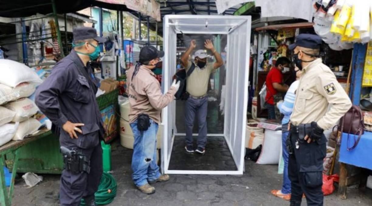 4- El pago, por parte del Gobierno, del 50% del salario de los empleados de las micro, pequeñas y medianas empresas (MIPYMES), a todo su personal.