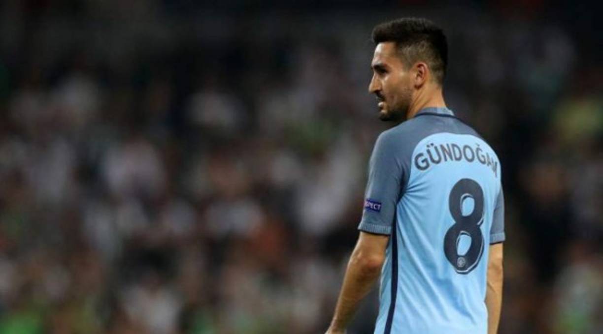 Ilkay Gundogan y el Manchester City no están llegando a buen puerto en las negociaciones para renovar el contrato. El Manchester Evening News informa de que el alemán está teniendo serias dudas en si ampliar su contrato con los 'citizen' ante el temor de que le falten minutos la próxima temporada.<br/>