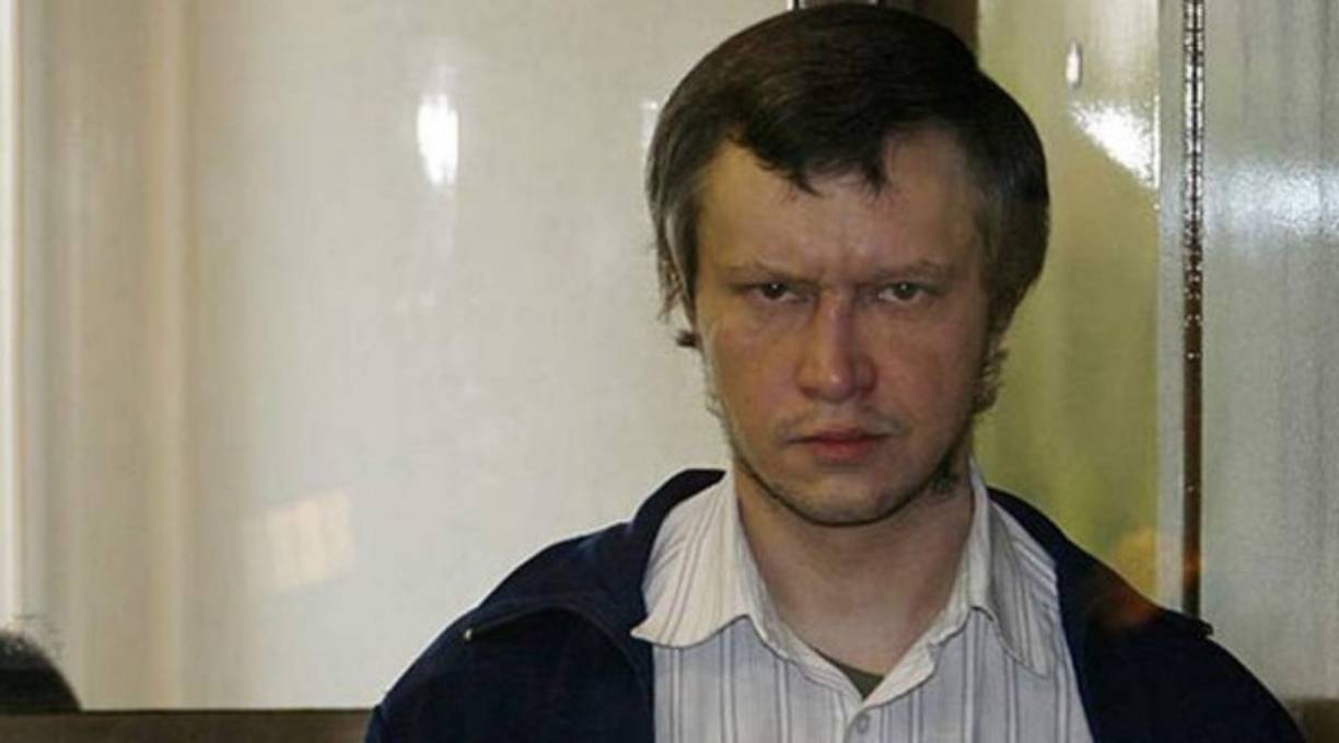 Aleksandr Pichushkin, 'El Maníaco del Martillo' o 'Asesino del Ajedrez' - Llamado así por asesinar a 61 personas con el brutal instrumento. Quería que sus asesinatos igualaran el número de casillas de un tablero de ajedrez.