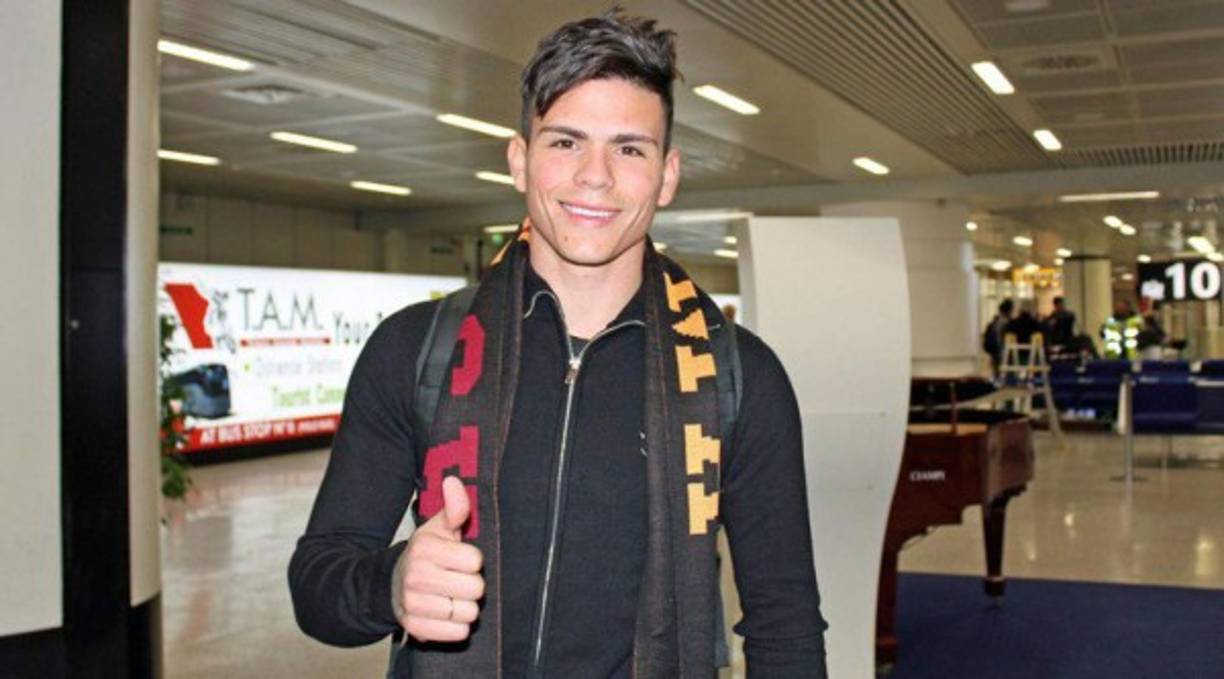 La Roma se ha hecho con los servicios de Jonathan Silva, lateral izquierdo que llega en calidad de cedido procedente del Sporting de Portugal.