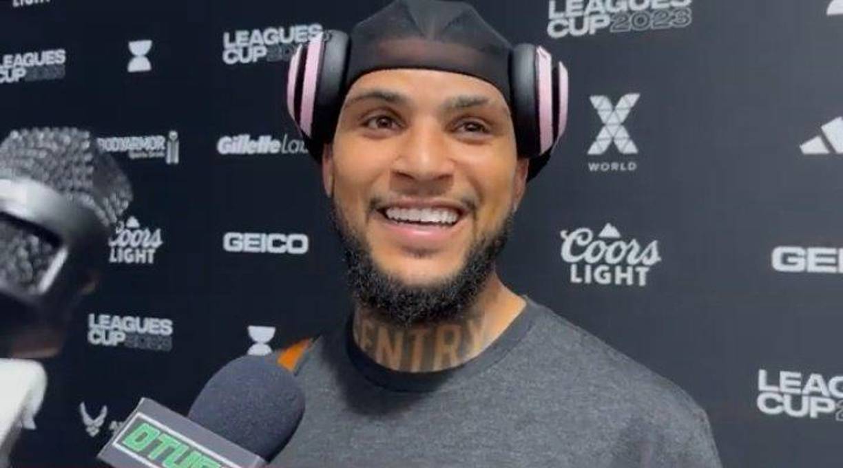 El defensor estadounidense DeAndre Yedlin reveló en la zona mixta la muestra de generosidad que tuvo Messi con sus nuevos compañeros tras debutar de manera oficial con la camiseta de las Garzas.