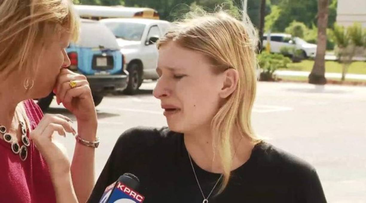 Algunos fueron llevados a una tienda cercana, donde los padres estaban recogiendo a sus hijos, varios de ellos entraron en pánico.