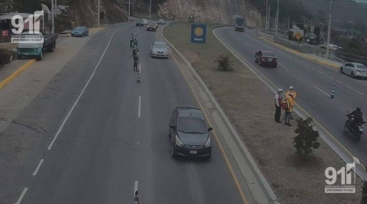 Marcado contraste en Tegucigalpa: miles regresan a la ciudad, mientras las salidas de esta no presentan mucha afluencia. Mismo escenario en San Pedro Sula. Foto cortesía: Sistema de emergencias 911