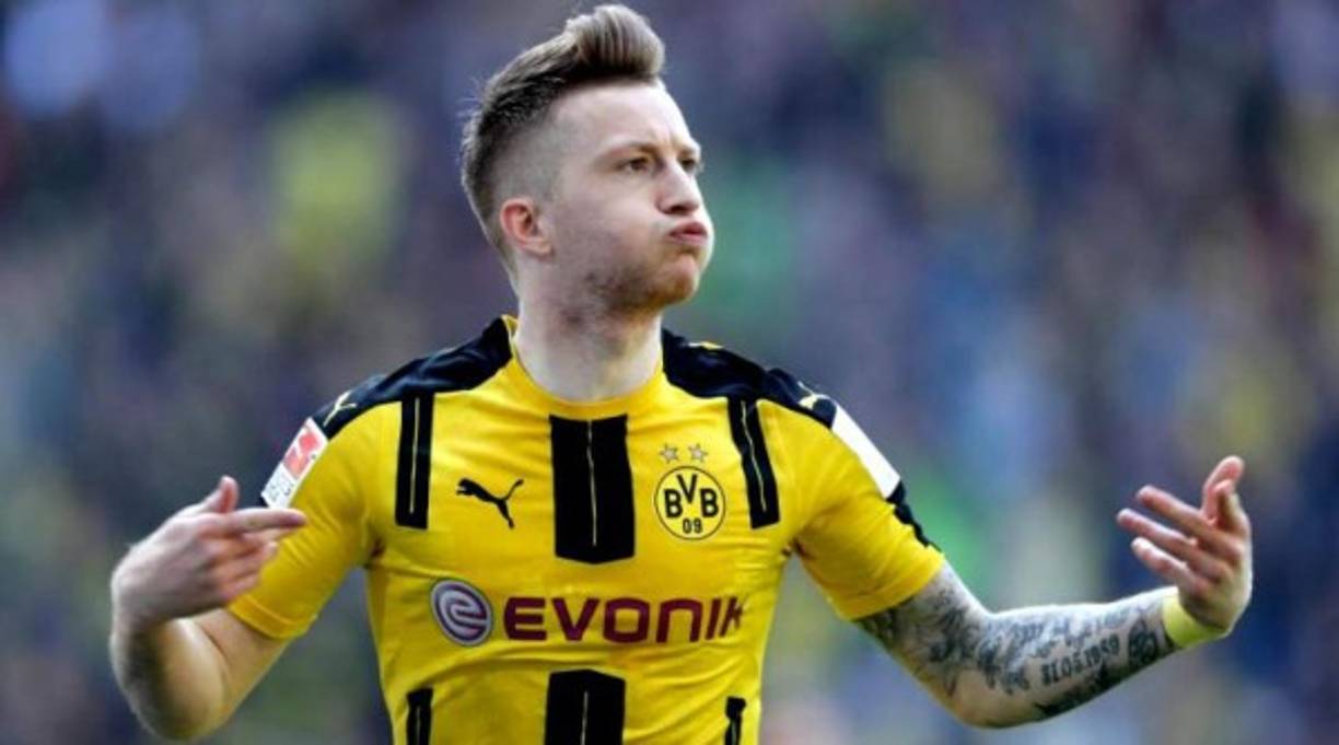 Reus: El futbolista alemán amplió su contrato con el Borussia Dortmund hasta el 2023 justo después de haber salido de su grave lesión. Reus, que tenía contrato hasta el 2019, se mostró muy feliz haber firmado y le agradeció la confianza al club, encabezado por Watzke y Zorc.
