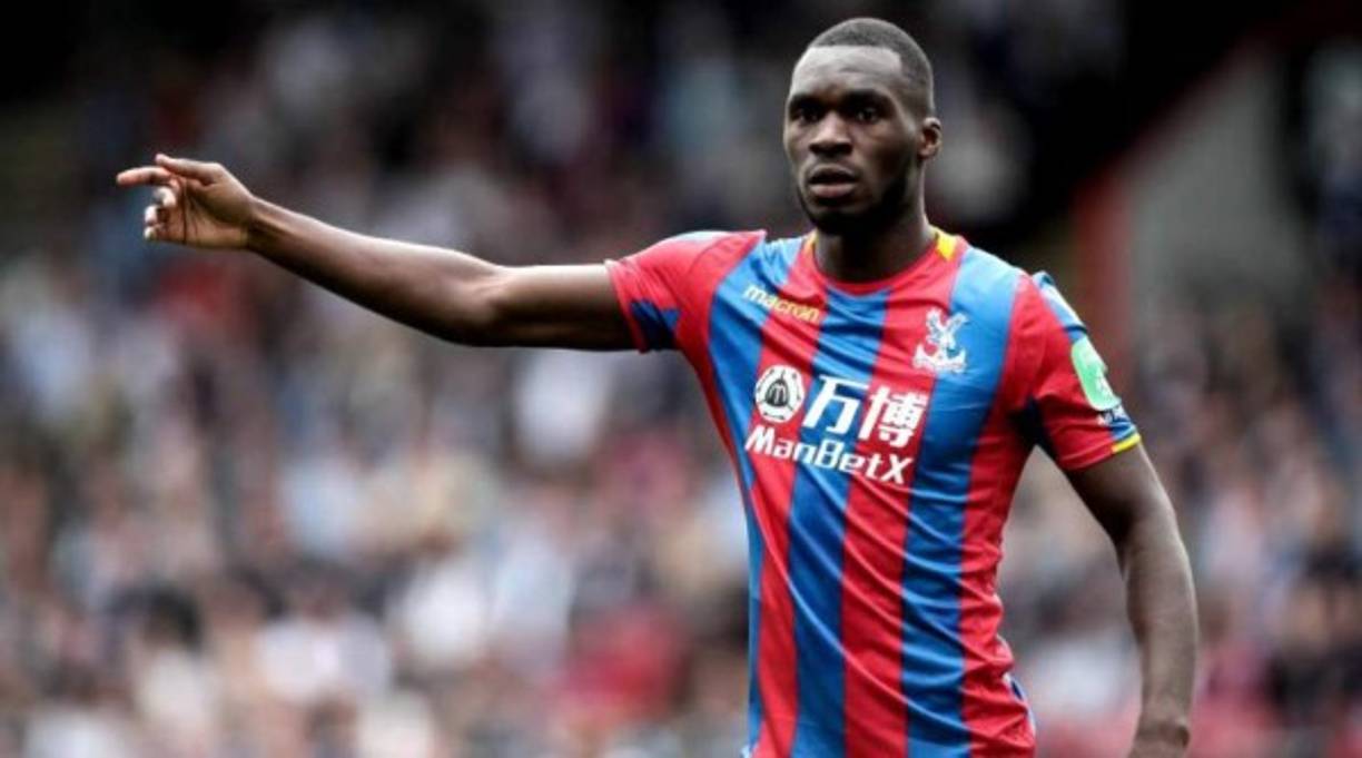 Christian Benteke ha hablado sobre su futuro y ha dejado claro que lo sigue viendo en el Crystal Palace. 'Tengo contrato hasta junio de 2020 y quiero seguir aquí',indicó.
