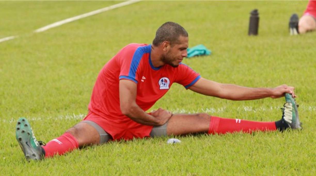 Eddie Hernández regresa al Olimpia y cubrirá la baja del delantero Jorge Benguché, quien jugará en Europa.