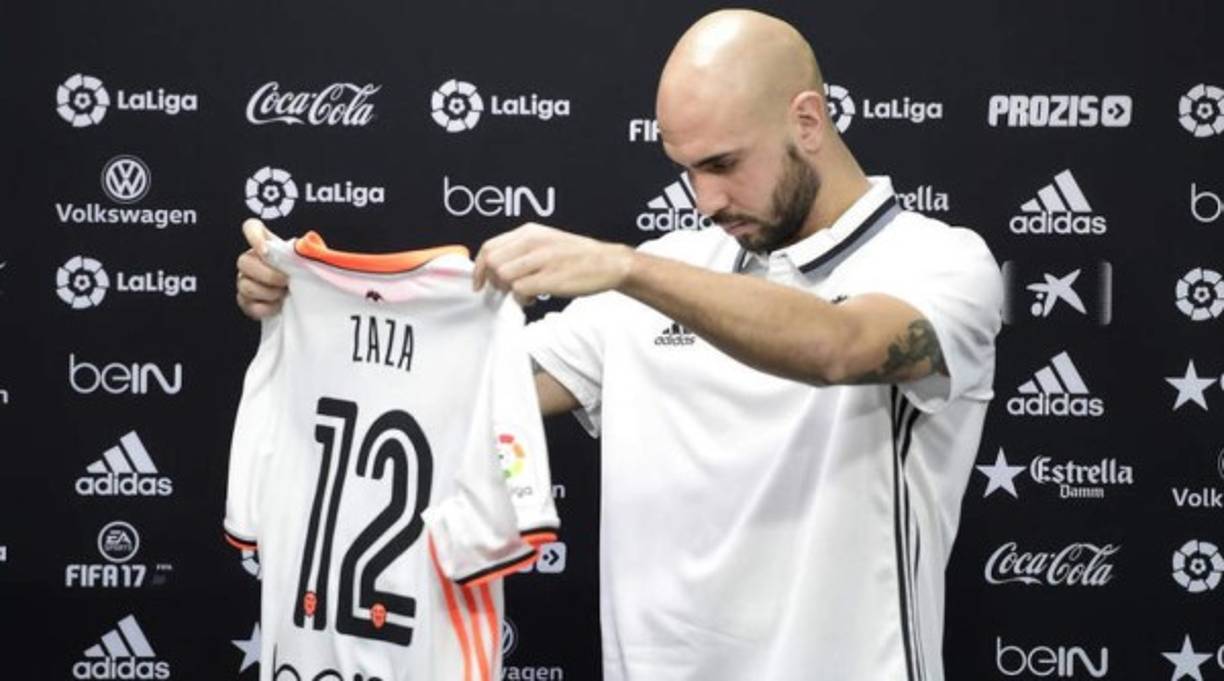 Zaza jugará en el Valencia hasta 2021. El club ha confirmado que pagará 16 millones por el delantero, que ya ha jugado los diez partidos exigidos en su opción de compra.
