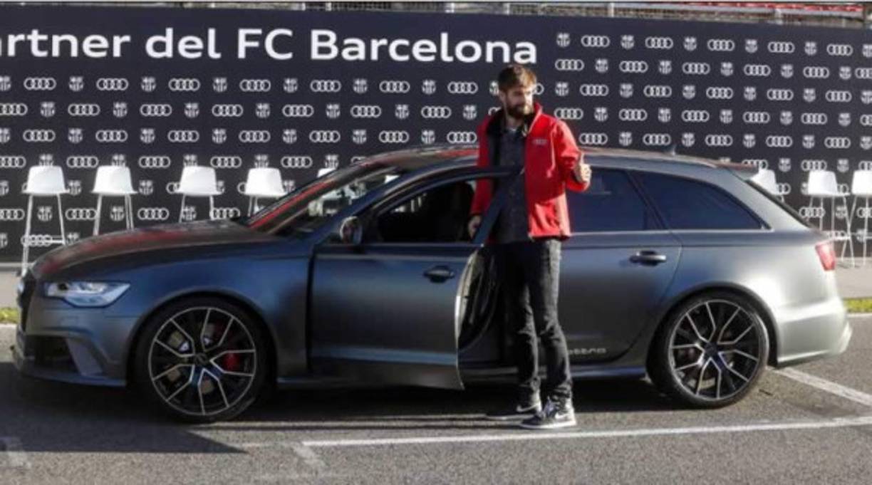 Gerard Piqué / RS 6 Avant performance Gris Daytona. 605 CV (143.700 euros). El defensa eligió este auto.