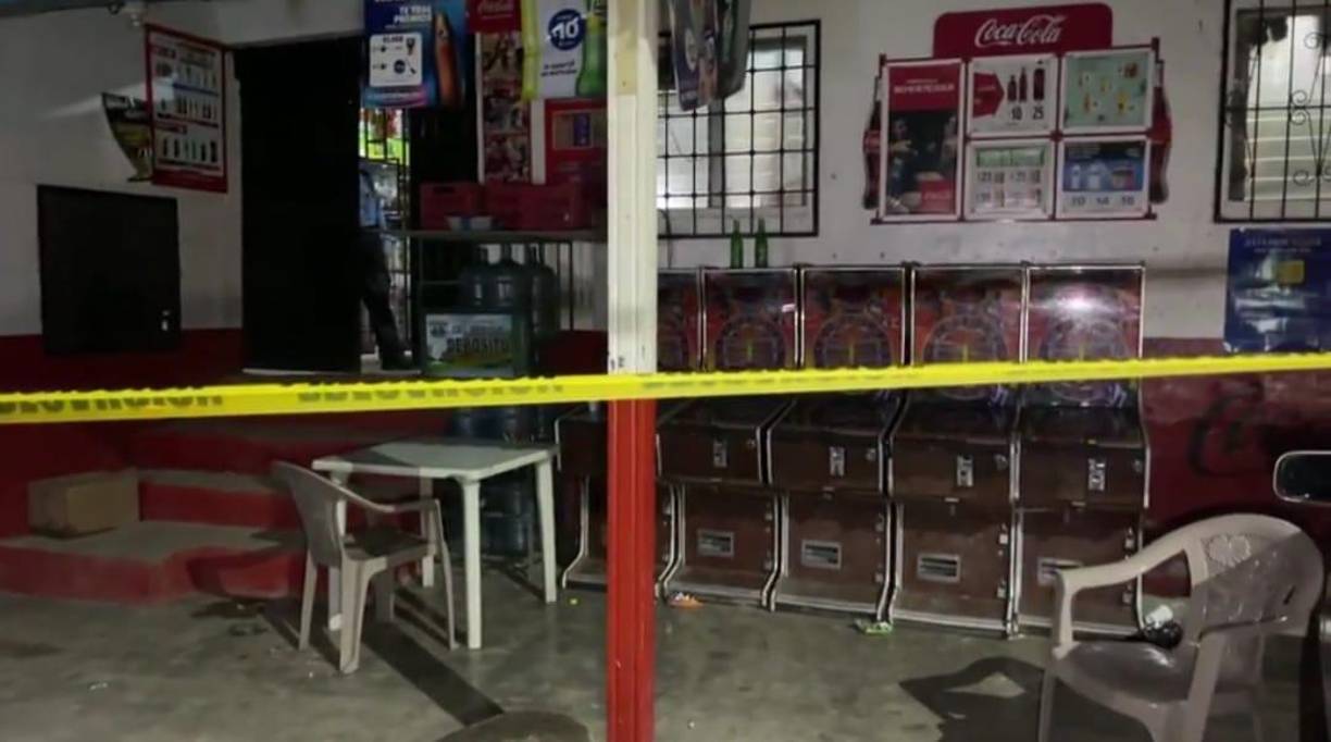 Tras realizar las investigaciones relacionadas al doble crimen, agentes de la Dirección Policial de Investigaciones (DPI) capturaron a dos supuestos responsables del hecho criminal.