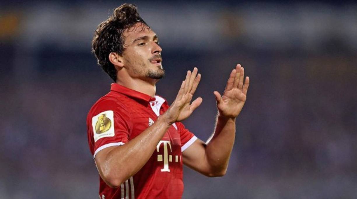 30. Mats Hummels<br/><br/>El defensor alemán del Bayern de Múnich Mats Hummels cerró la lista de nominados al Balón de Oro 2017, donde Cristianoi Ronaldo se perfila como el favorito para llevarse la presea y empatar a cinco con el argentino Lionel Messi.