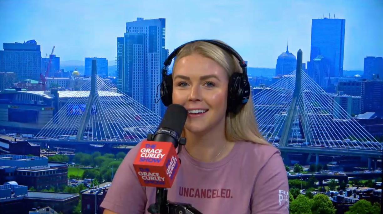 El mandatario describió a Leavitt como “inteligente” y “dura” y afirmó que “ha demostrado ser una comunicadora sumamente eficaz”.