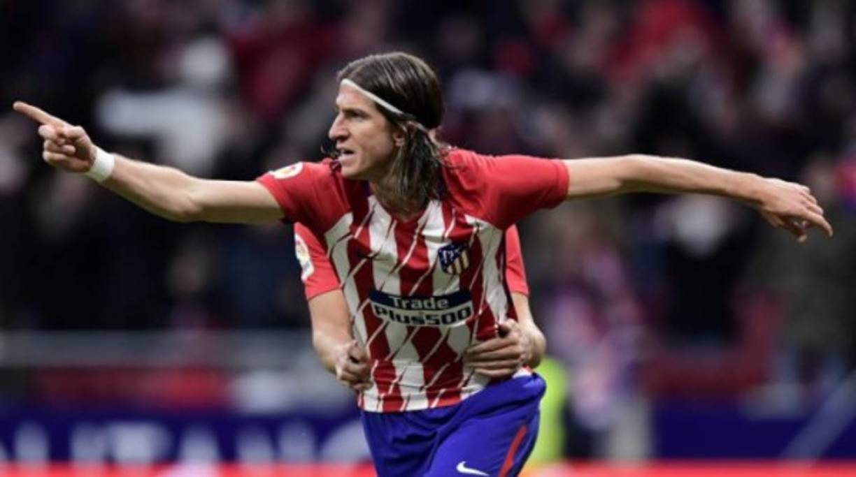 Filipe Luis: El lateral brasileño acaba su contrato en junio del 2019 con el Atlético de Madrid.
